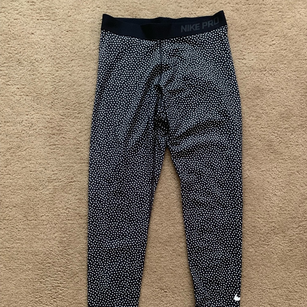 Women’s Nike pro full length legging